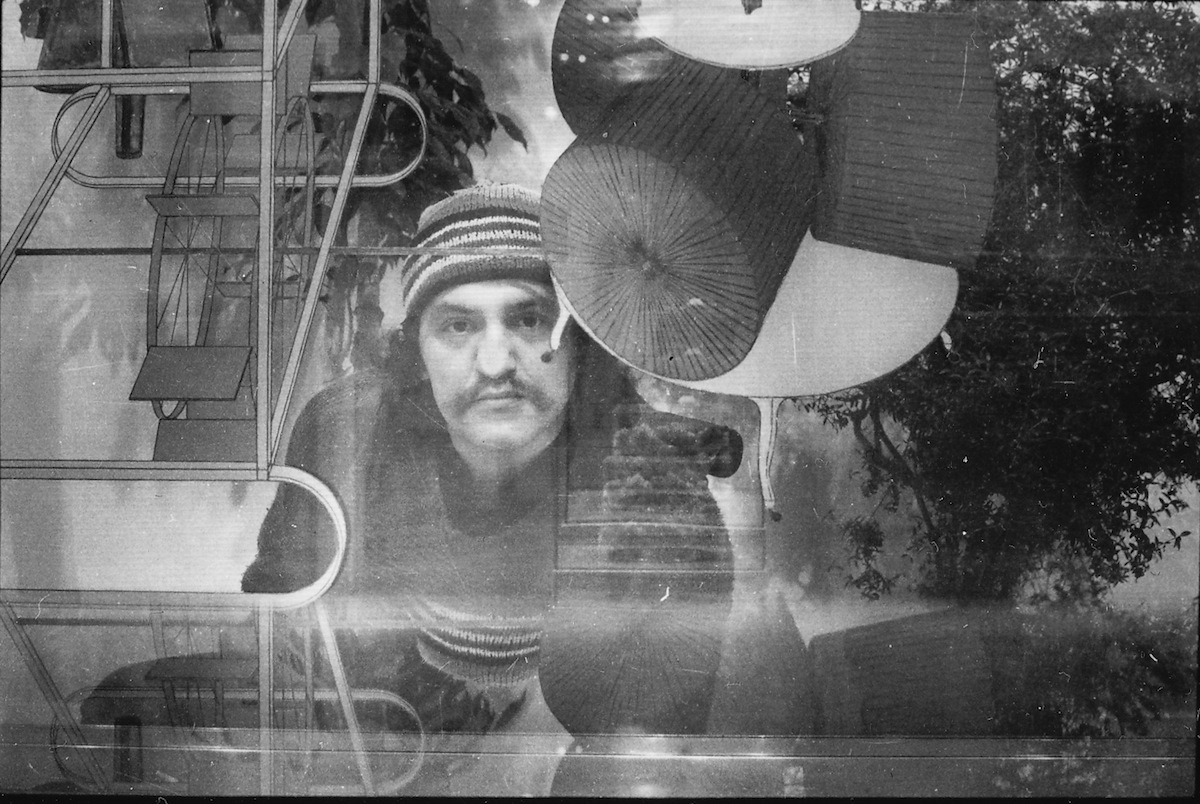 Nos rozpłaszczony na Wielkiej Szybie Duchampa, fotografia, 1986