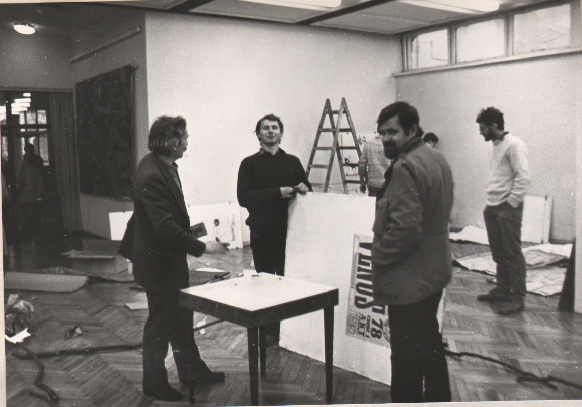 Pracownia Ryszarda Winiarskiego, 1984, RW, Włodek Pawlak, Mirosław Duchowski, fot. Leszek Krutulski