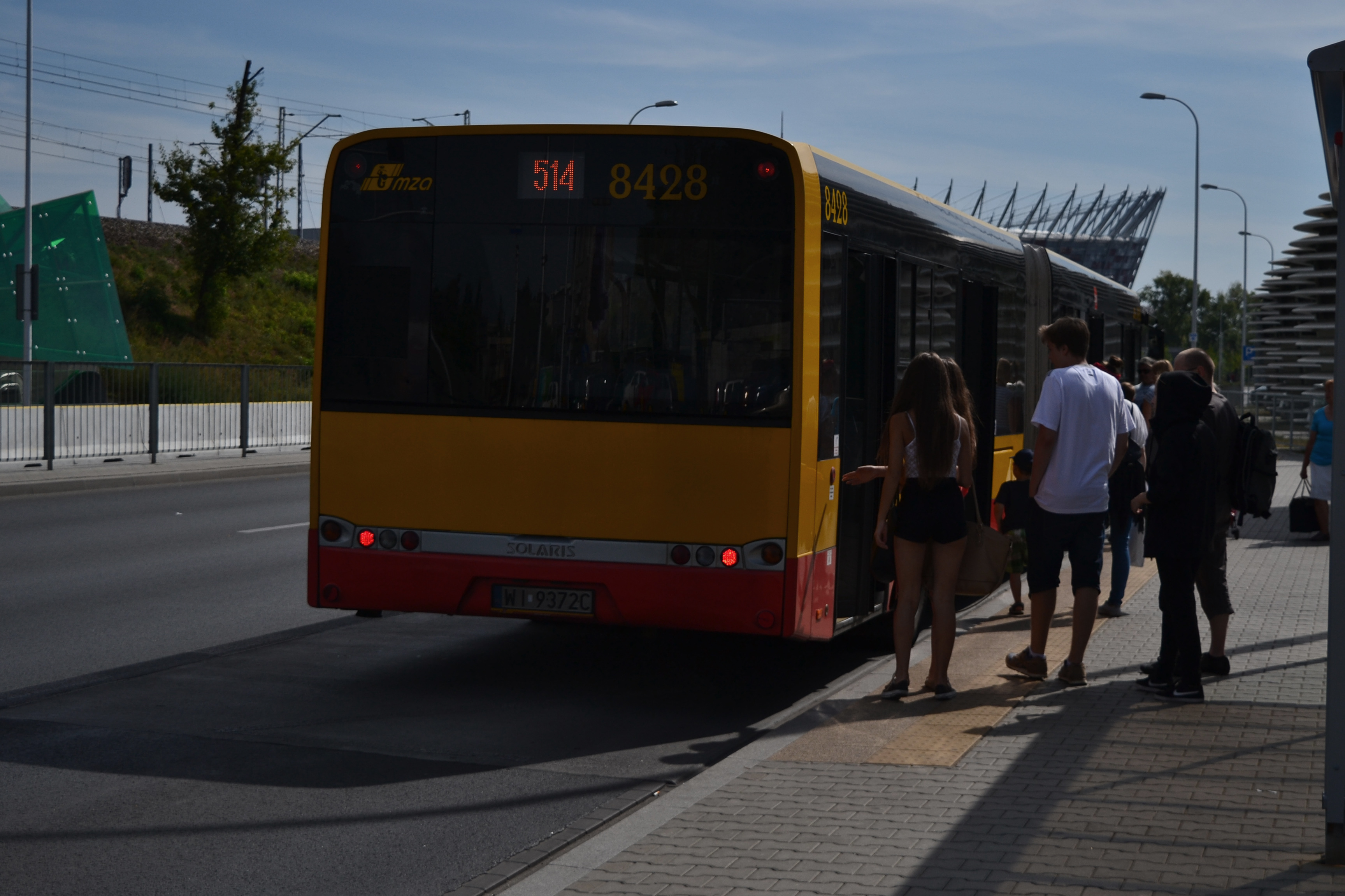 Wsiadam do autobusu 514 jadącego w kierunku Wesołej, 2015