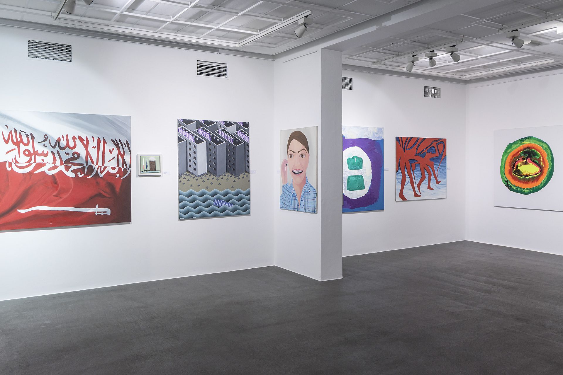 „Bielska Jesień 2015”, Galeria Bielska BWA, 27.11.2015–17.01.2016, fragment ekspozycji (sala górna), fot. Krzysztof Morcinek