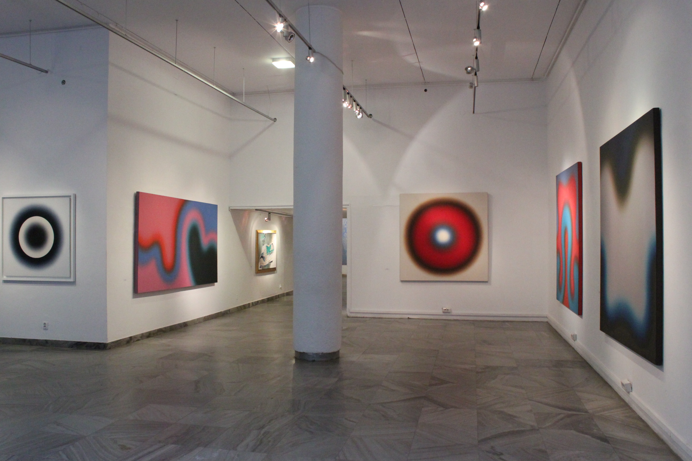 Wojciech Fangor w Galerii DAP, widok wystawy
