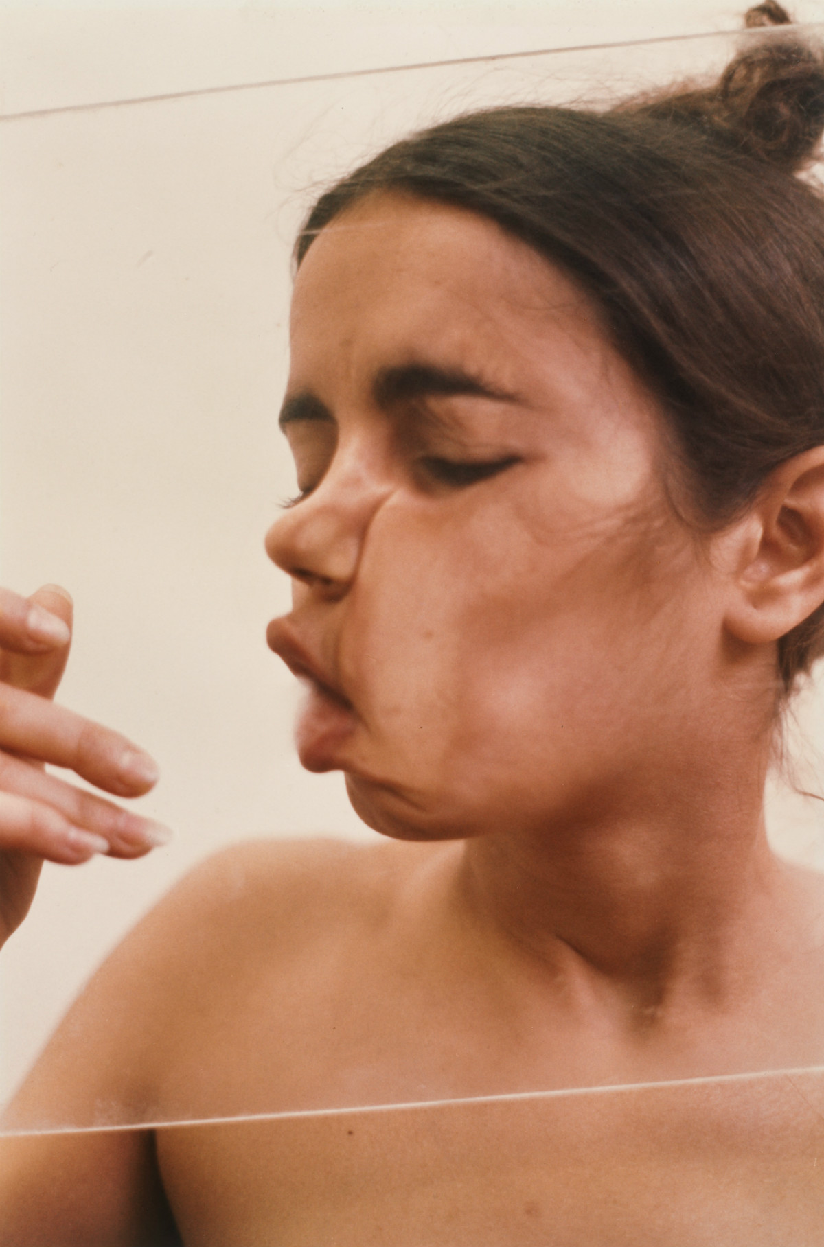 Ana Mendieta, Untitled (Glass on Body Imprints—Face), 1972, Museum of Modern Art, New York, dzięki uprzejmości Galerie Lelong