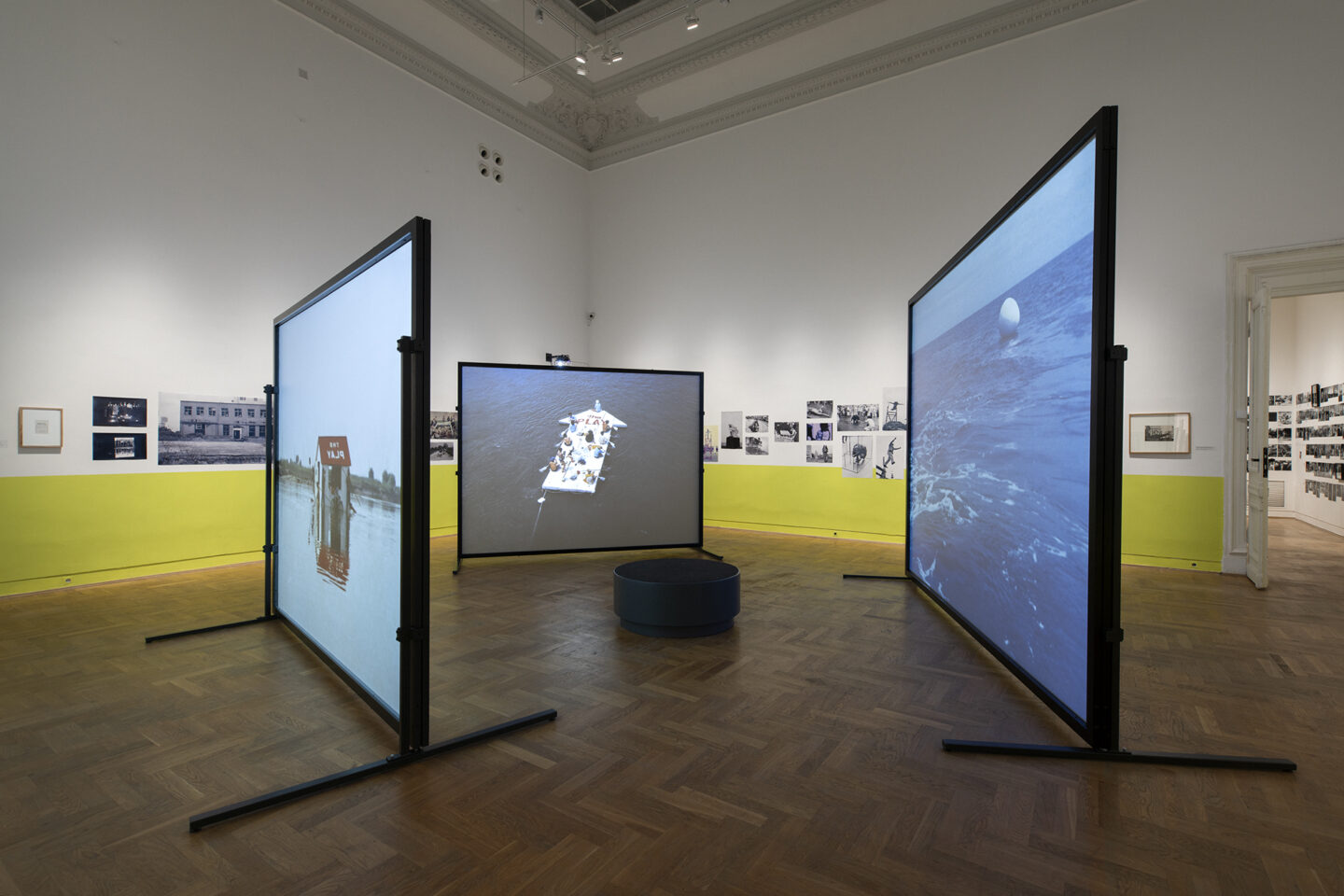19_The Play at Between Collectivism and Individualism - Japanese Avant-garde_exhibition view_photo Maciej Landsberg © 2021 Zachęta National Gallery of Art
